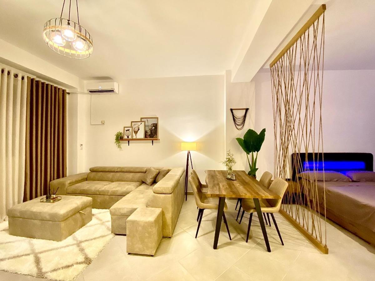 Luxury Apartments In City Center Durrës Exteriör bild