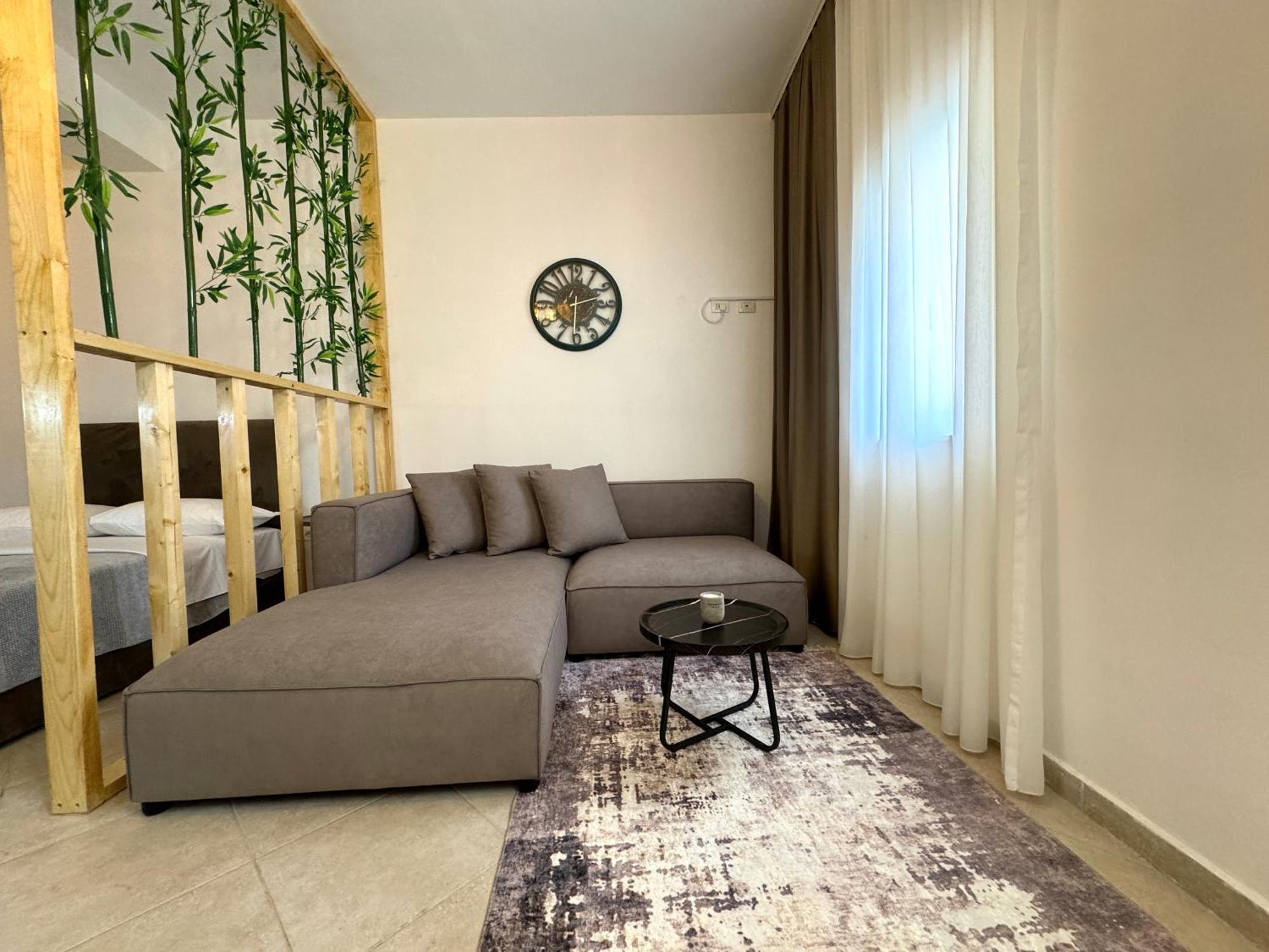 Luxury Apartments In City Center Durrës Exteriör bild