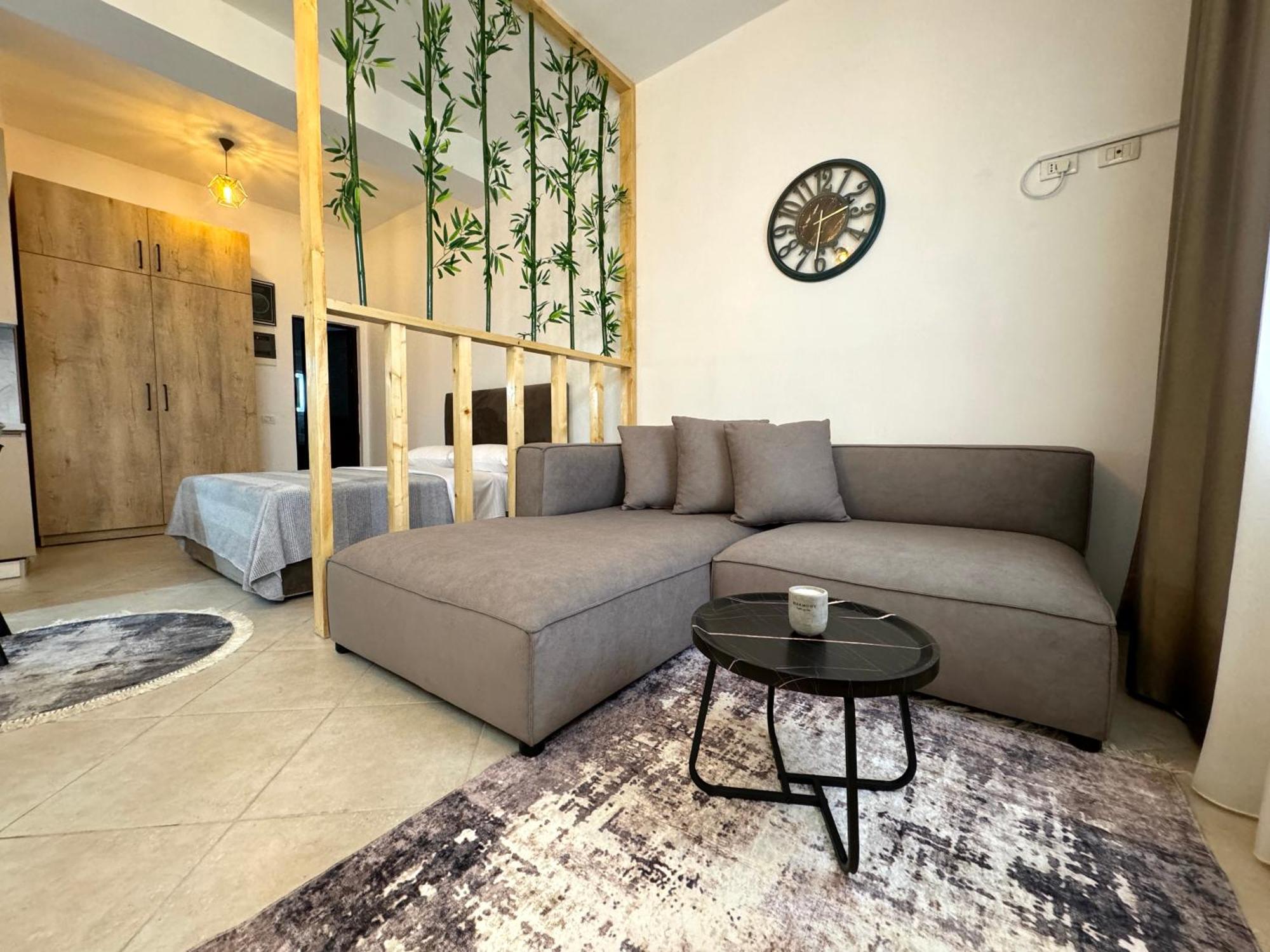 Luxury Apartments In City Center Durrës Exteriör bild