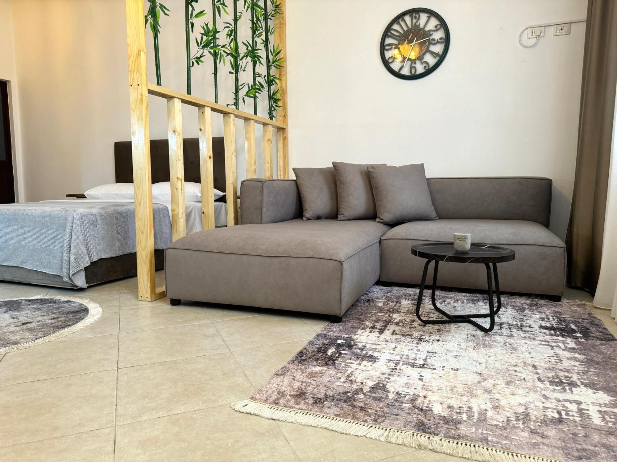 Luxury Apartments In City Center Durrës Exteriör bild