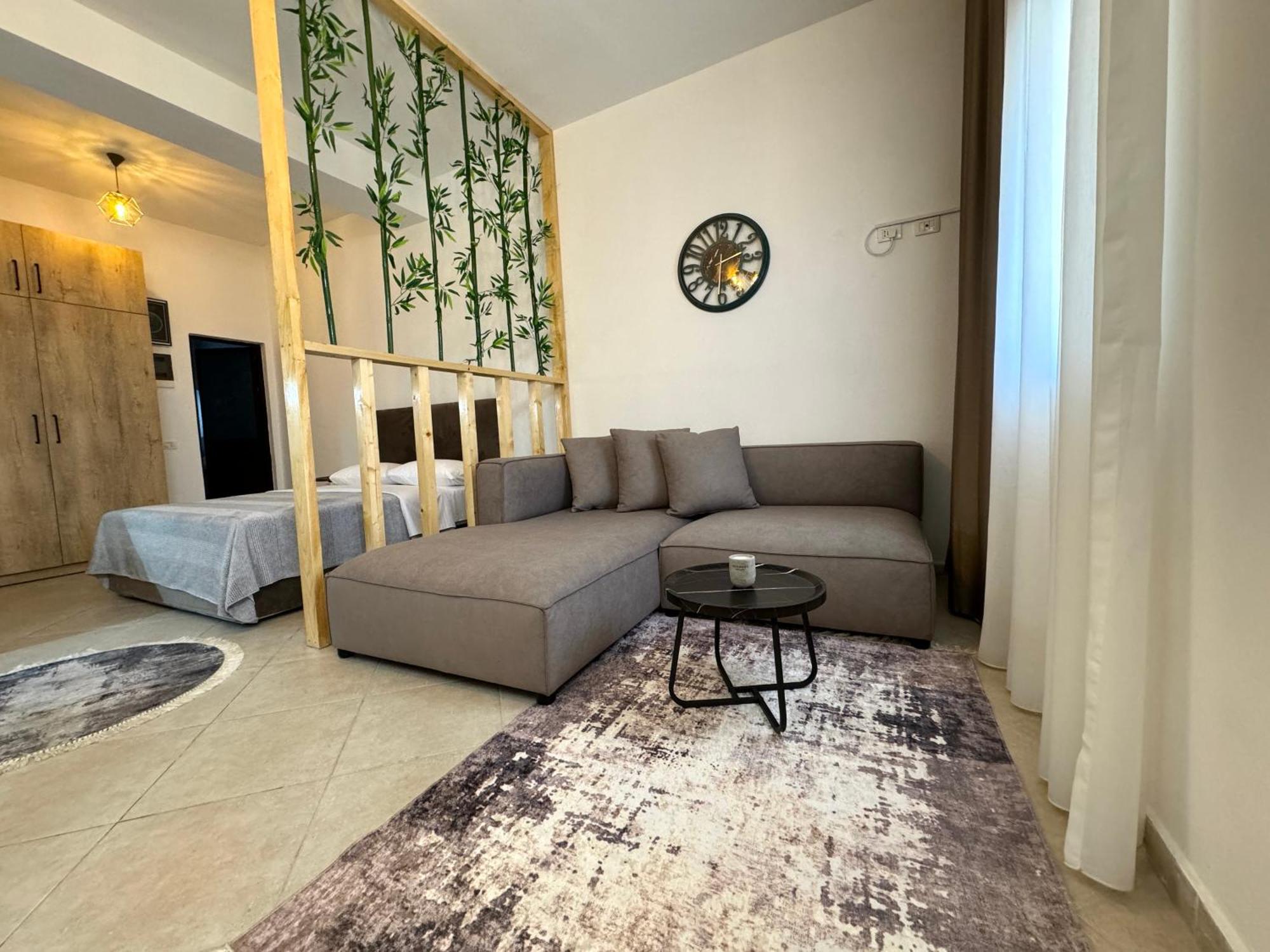 Luxury Apartments In City Center Durrës Exteriör bild