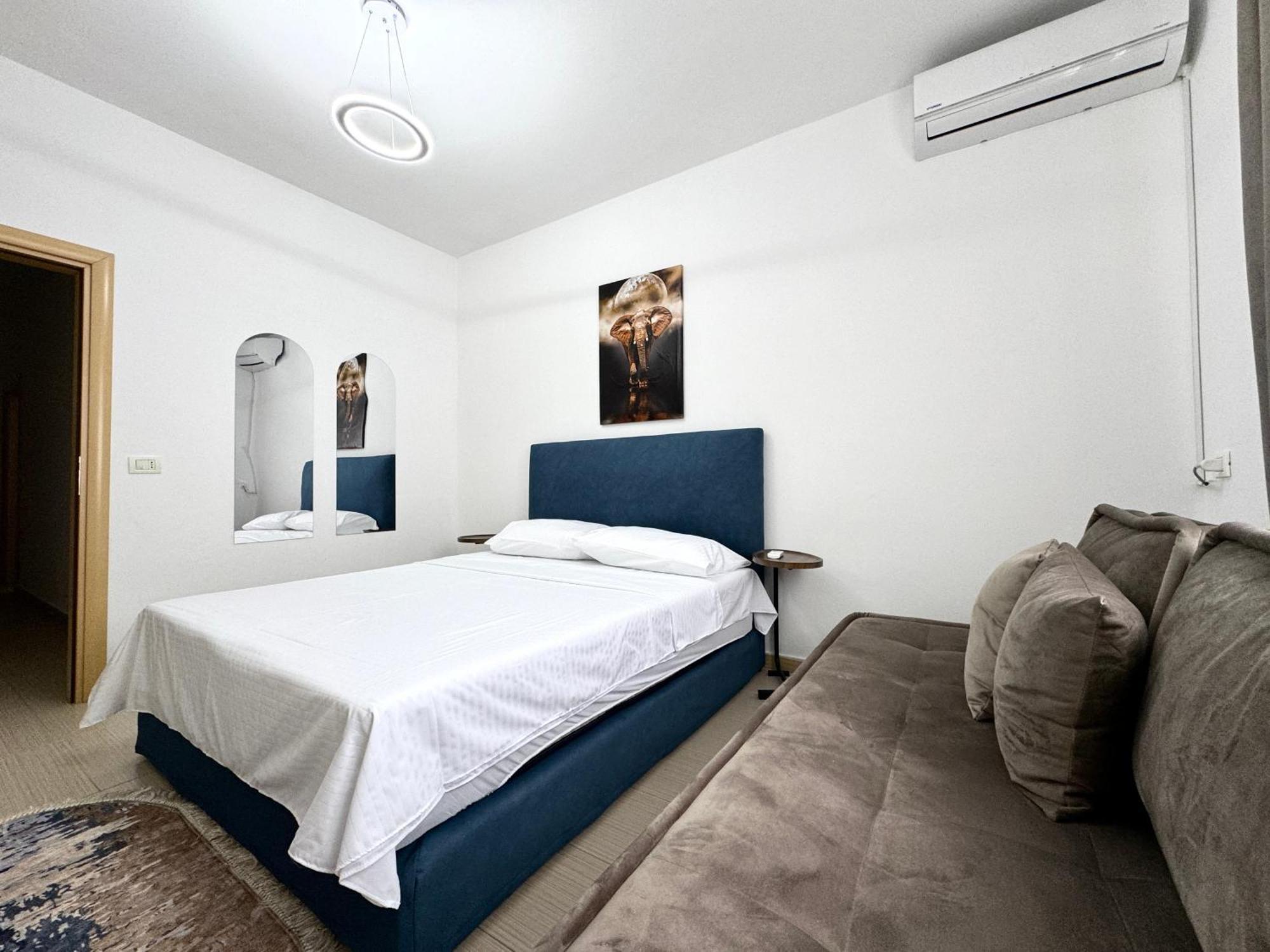 Luxury Apartments In City Center Durrës Exteriör bild